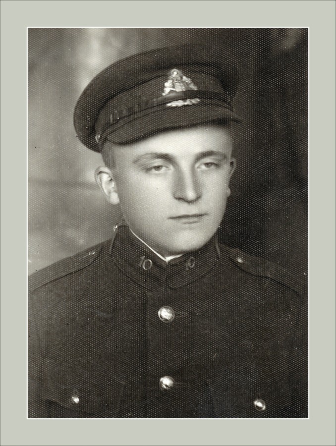 Noorsõdur Erich Teentalu